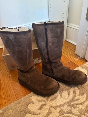UGG Sunset II Boots in Chocolate Brown